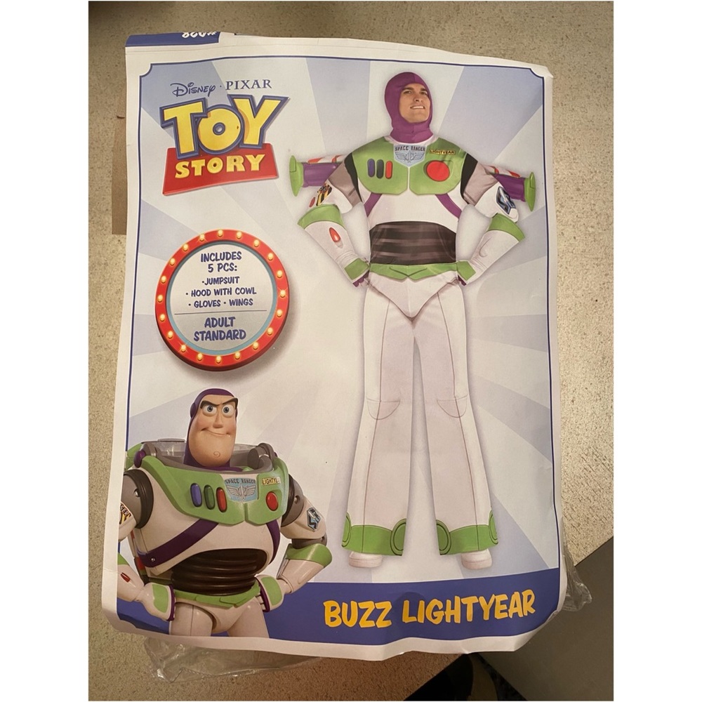 Adult Buzz Lightyear Deluxe Costume - Toy Story 4 (adult men’s standard size)